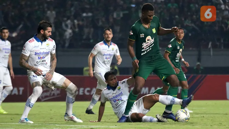 Persebaya Surabaya vs Persib Bandung