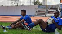 Dua pemain anyar Persib Bandung asal Brasil, Wander Luiz dan Joel Vinicius. (Bola.com/Erwin Snaz)