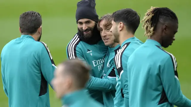 Sesi Latihan Real Madrid Jelang Kontra Chelsea