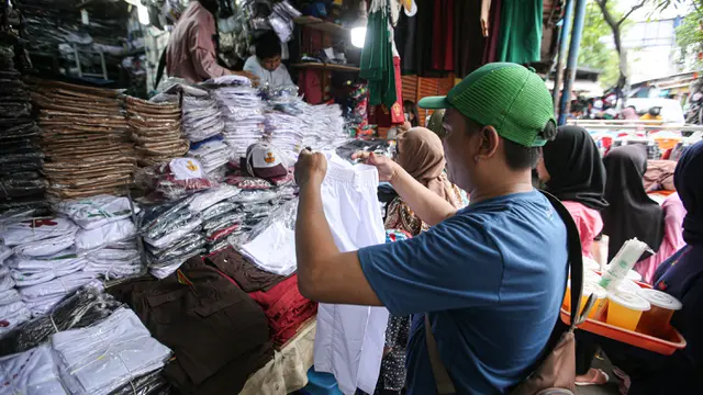 Seragam Sekolah Tahun Ajaran Baru