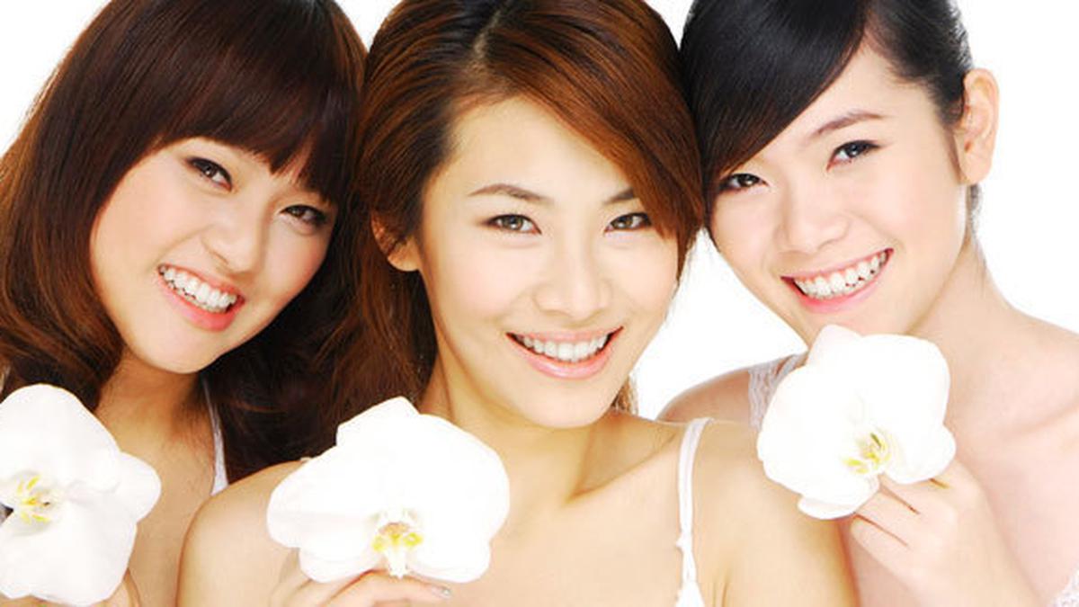 Cara Menghilangkan Bekas Jerawat Dengan Alami - Beauty Fimela.com