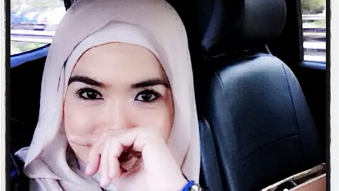 [Bintang] Yulia Rachman