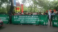 Ridwan Kamil selaku Walikota Bandung,menganggapi soal Bandung Intoleran melalui akun resmi Facebooknya. | via: facebook.com/Colealysia