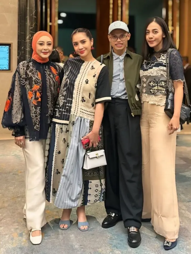 Gaya Para Seleb di Show Studio 133 Biyan SS 2025, Ada Nagita Slavina hingga Marsha Timothy