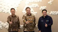 Menteri Koordinator Bidang Perekonomian Airlangga Hartarto bersama Menteri BUMN Erick Thohir dan Menteri Kesehatan Budi Gunadi Sadikin. (Sumber: ekon.go.id)