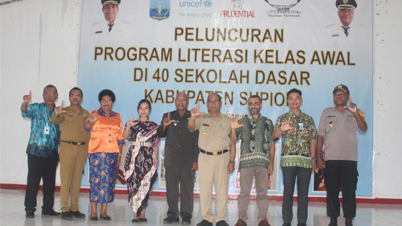 Prudential Gelar Kelas Literasi untuk 2.000 Anak-anak Papua
