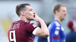 Penyerang Torino, Andrea Belotti memimpin top scorer Serie A Italia dengan koleksi 22 gol hingga pekan ke-29. (Alessandro Di Marco/ANSA via AP)