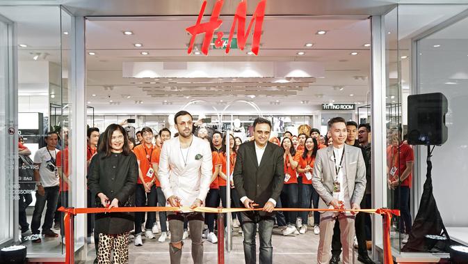 H&M membuka gerai terbarunya yang bertempat di Plaza Indonesia, penasaran seperti apa? Simak di sini. Sumber foto: PR.