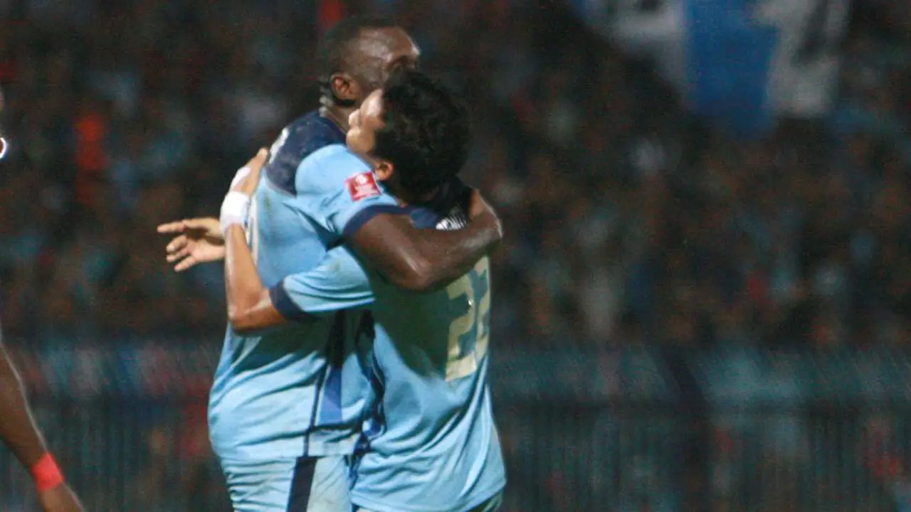 Herman Dzumafo dan Dendi Sulistyawan