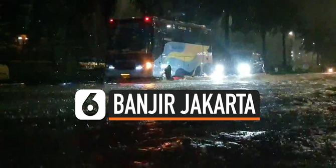 VIDEO: Banjir Menggenangi Bantaran Sungai Ciliwung