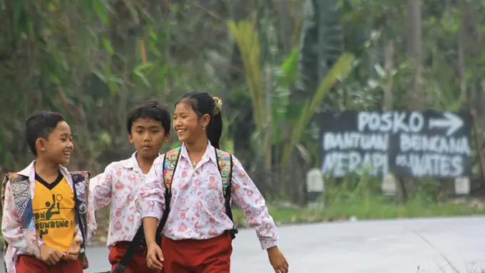 [Bintang] Permainan 90-an: 5 Kebiasaan Pulang Sekolah, Nomor 3 Kamu Banget!