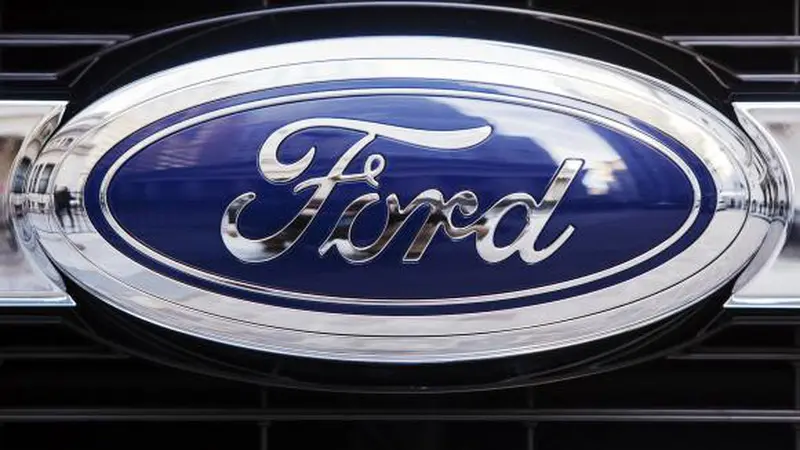 Ford Escape Ditarik Gara-gara Tuas Pintu Bermasalah