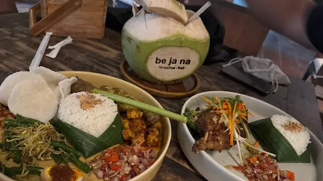 Warung Bejana/Maps Jin Ying Pang