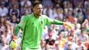 Meski berusia 39 tahun dan berstatus bebas transfer selama lebih dari setahun, Diego Alves belum secara resmi mengumumkan pengunduran dirinya dari sepak bola profesional. Kiper legendaris La Liga ini baru-baru ini bermain di Celta Vigo, meskipun tidak tampil untuk klub selama satu tahun di Estadio de Balaidos. (JOSE JORDAN / AFP)