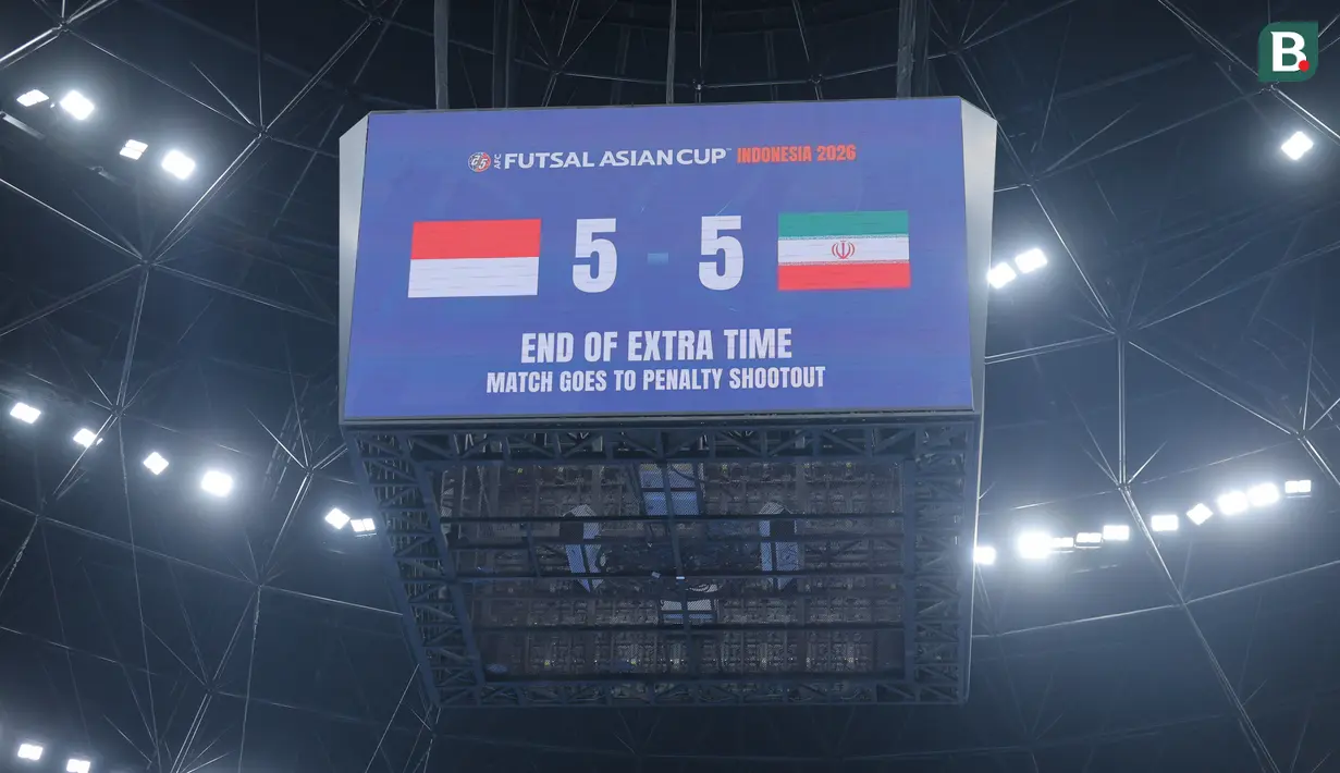 Skor 5-5 bertahan hingga berakhirnya ekstra time dalam laga final Piala Asia Futsal 2026 antara Timnas Futsal Indonesia melawan Iran yang berlangsung di Indonesia Arena, Senayan, Jakarta, Sabtu (07/02/2026). (Bola.com/Bagaskara Lazuardi)