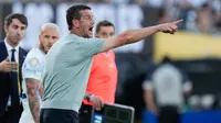 Penunjukan Cristian Chivu sebagai pelatih kepala menandai era baru bagi Inter Milan. Ia menggantikan Simone Inzaghi yang mundur usai kekalahan 0-5 dari Paris Saint-Germain di final Liga Champions musim lalu. (AP Photo/Gregory Bull)