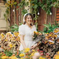 Ilustrasi cottagecore fashion. (Copyright Pexels/ Hào Bùi)