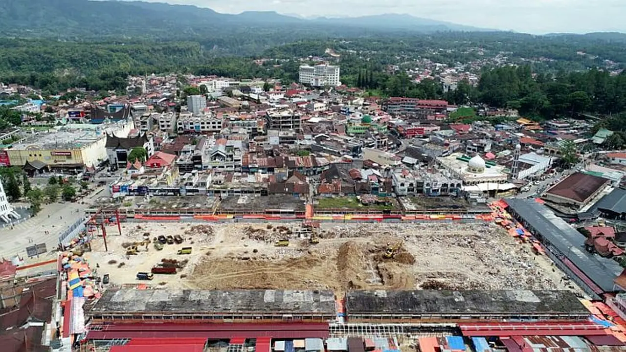 Direktorat Jenderal Cipta Karya Kementerian PUPR membangun kembali Pasar Atas Kota Bukittinggi, Sumatera Barat, yang pada akhir Oktober 2017 lalu mengalami kebakaran. (Dok Kementerian PUPR)