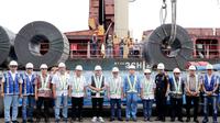 Menteri Perdagangan (Mendag) Zulkifli Hasan melepas ekspor 30.000 ton baja milik PT Krakatau Steel (Persero) Tbk (PT KS) di Pelabuhan Krakatau International Port (KIP) Cilegon.