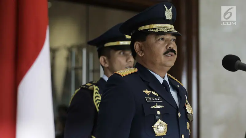 Tito Karnavian Dianugerahi Bintang Kartika Eka Paksi Utama TNI AD