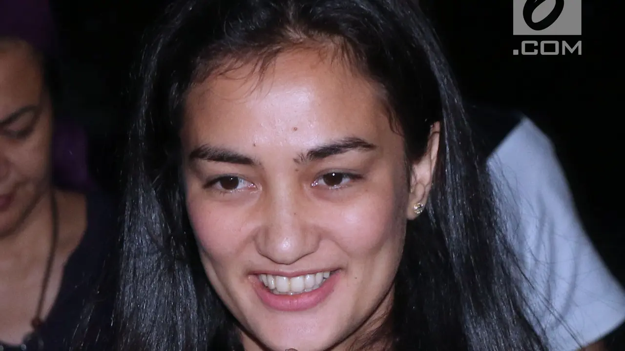 Atiqah Hasiholan Diperiksa Sebagai Saksi Terkait Hoax Ratna Sarumpaet