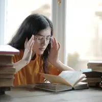 Cara Mengatasi Sakit Kepala Sebelah yang Tak Kunjung Hilang