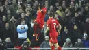 Selebrasi pemain Liverpool, Sadio Mane (kiri) usai membobol gawang Tottenham Hotspur pada pada laga Premier League di Anfield, Liverpool (11/2/2017). Liverpool menang 2-0. (AP/Rui Vieira)