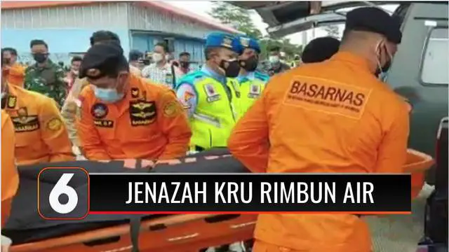 Tim SAR gabungan mengevakuasi tiga jenazah kru pesawat Rimbun Air yang jatuh di Distrik Sugapa, Papua. Jenazah telah tiba di Timika untuk divisum petugas dibantu warga berhasil menemukan black box.