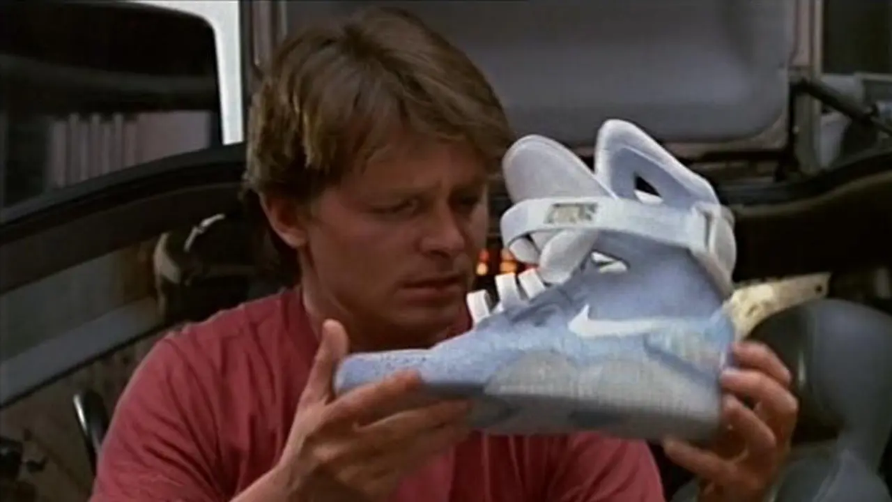 Akankah Sepatu Canggih Film Back to the Future Jadi Tren Fesyen?