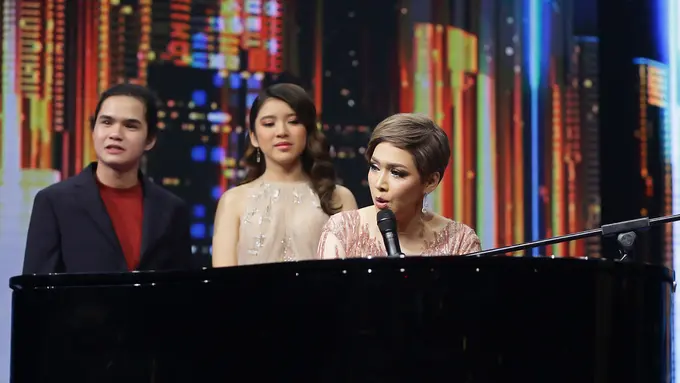 [Fimela] Maia Estianty, Dul Jaelani dan Tiara Anugerah