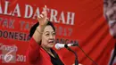 Ketua Umum PDIP Megawati Soekarnoputri memberikan pembekalan kepada calon kepala daerah di Wisma Kinasih, Depok, Selasa (6/9). PDIP buka Sekolah Partai Calon Kepala Daerah dan Wakil Kepala Daerah PDI Perjuangan angkatan ke-2. (Liputan6.com/Yoppy Renato)