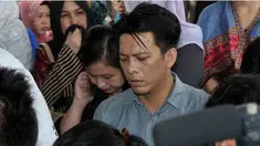 Ayah Ariel NOAH, Nazmul Irphan, meninggal dunia pada Selasa, 29 Maret 2016 sekitar pukul 13.00 WIB di RS Advent Bandung, Jawa Barat. 