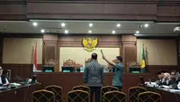 Sidang Korupsi Haji, Khalid Basalamah Akui Kembalikan 354.500 USD ke KPK