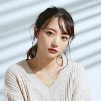 ilustrasi perempuan serius/copyright by K-Angle (Shutterstock)