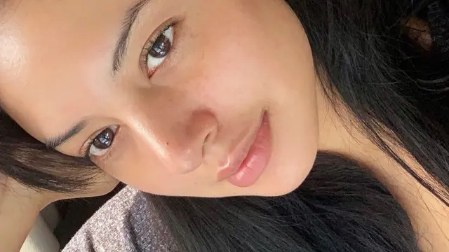 7 Potret Aurelie Moeremans saat Tanpa Makeup, Tetap Memesona