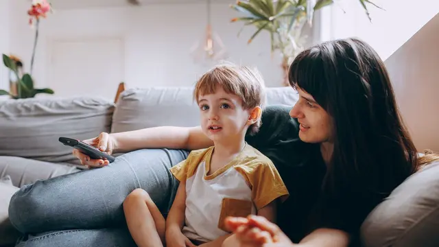 Kepribadian Anak yang Terlalu Diawasi Orang Tua