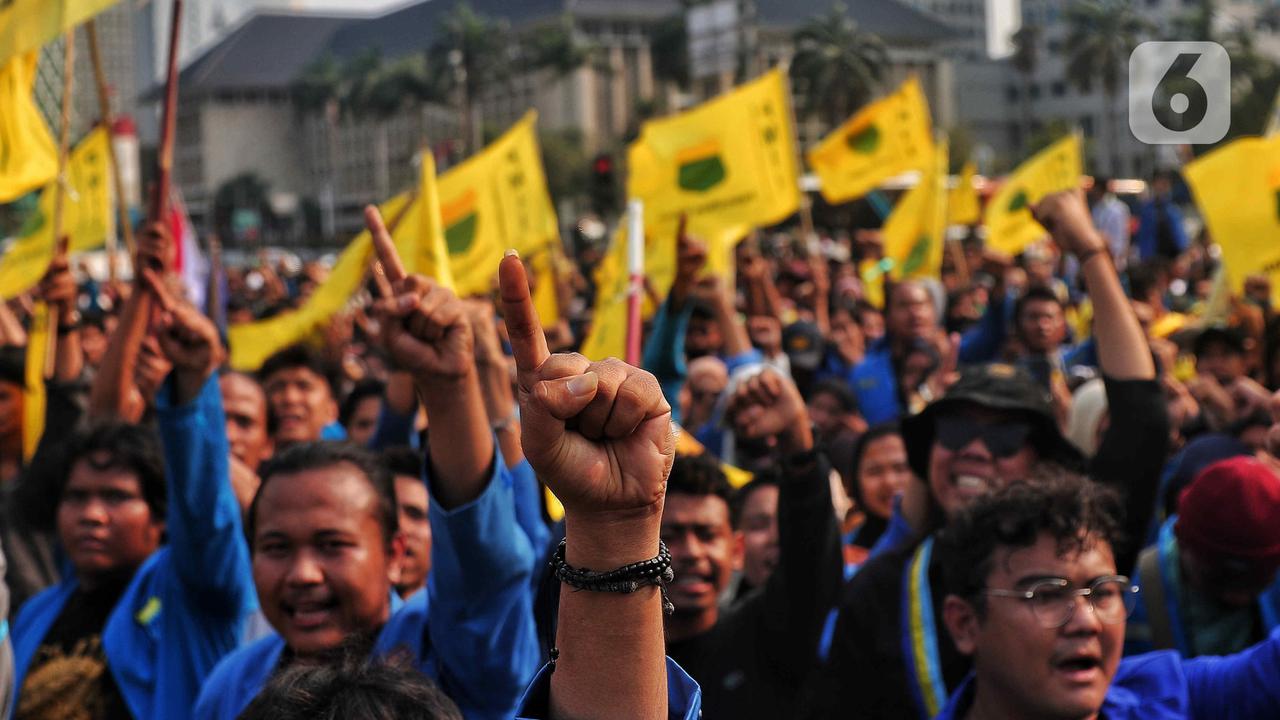 Demo Tolak Kenaikan Harga BBM Berujung Ricuh