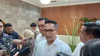 Ketua Umum Kamar Dagang dan Industri alias Kadin Indonesia versi Munaslub 2024-2029, Anindya Bakrie. Presiden Prabowo Subianto telah melantik 48 menteri dan 56 wakil menteri dalam jajaran Kabinet Merah Putih besutannya periode 2024-2029. Kabinet gemuk Prabowo ini turut mengundang tanggapan dari kelompok pengusaha.