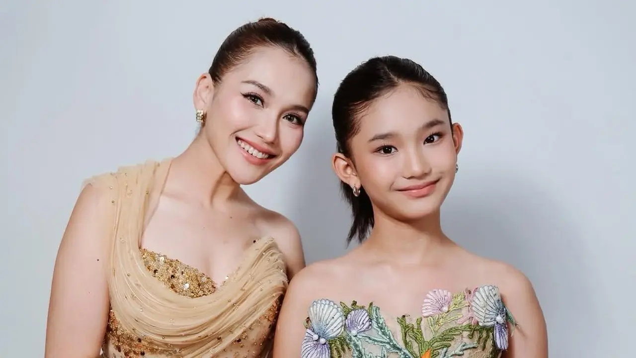 Ayu Ting Ting dan Bilqis Khumairah Razak