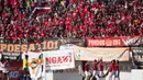 Pemain Bali United merayakan gol ketiga mereka ke gawang Persija Jakarta pada laga Piala Presiden 2015 di Stadion Kapten I Wayan Dipta, Bali, Minggu (30/8/2015). (Bola.com/Vitalis Yogi Trisna)