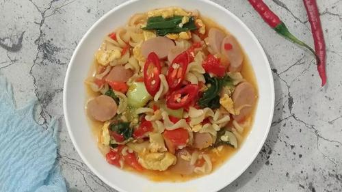 Resep seblak makaroni kuah pedas. (dok. Cookpad @riwayatiningsih11)