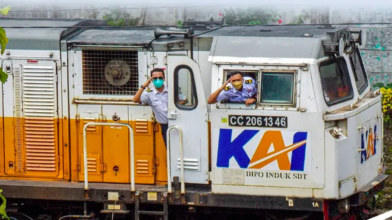 Kereta Api Jarak Jauh