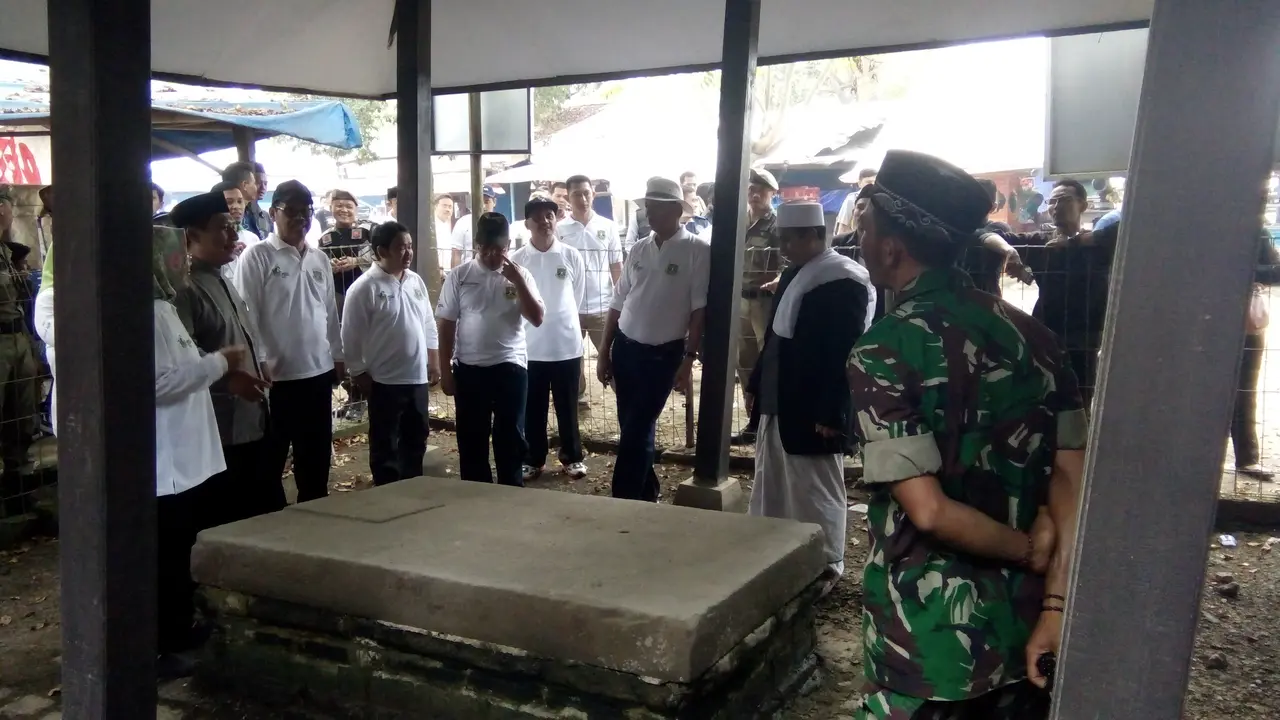 Nasib Menyedihkan Sajadah Batu Tempat Penobatan Sultan Banten