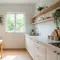 7 Inspirasi Dapur dengan Kombinasi Kayu dan Warna Putih, Simpel tetapi Mewah