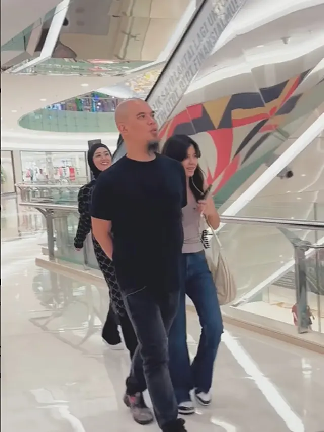 Ahmad Dhani - Safeea