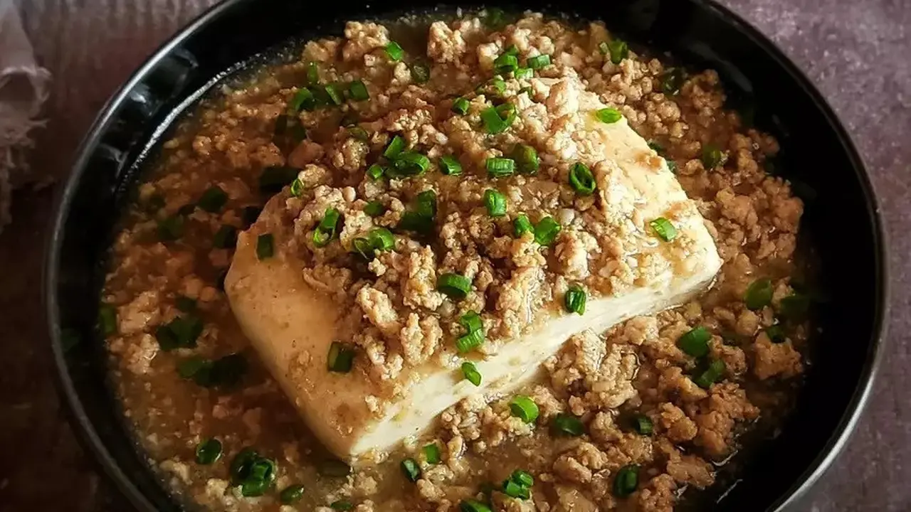 Resep tahu kukus siram daging. (dok. Cookpad @dapur_moengil)