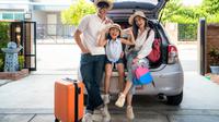 Ilustrasi road trip bersama keluarga. (c) ake1150sb/Depositphotos
