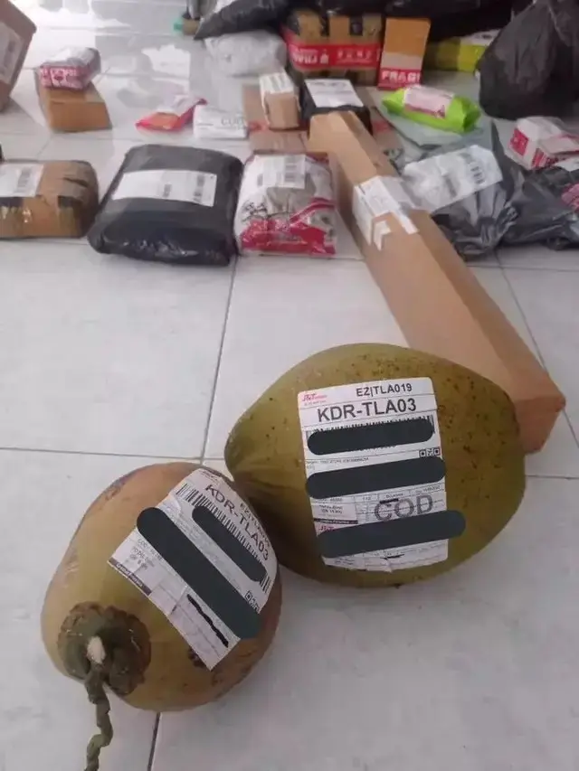 7 Potret Paket Beli Barang Online Ini Absurd Banget, Bikin Tepuk Jidat