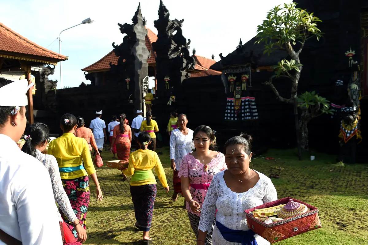20170405-Umat Hindu Bali Rayakan Galungan-AFP