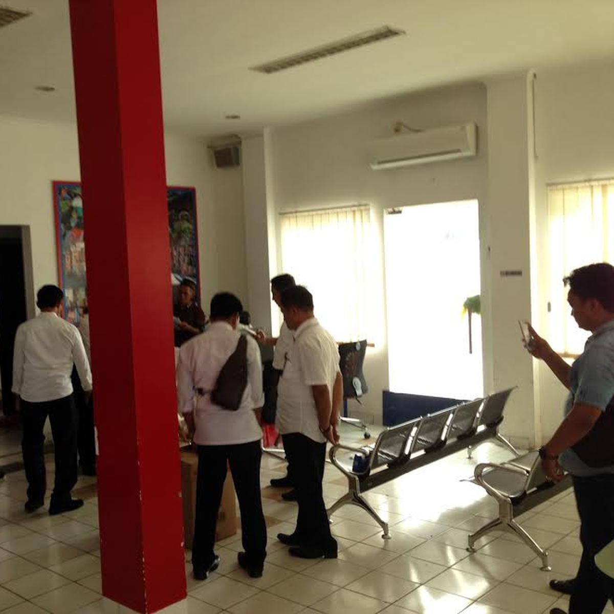 Polisi Geledah Kantor Investasi Bodong Pandawa Grup di Depok ...